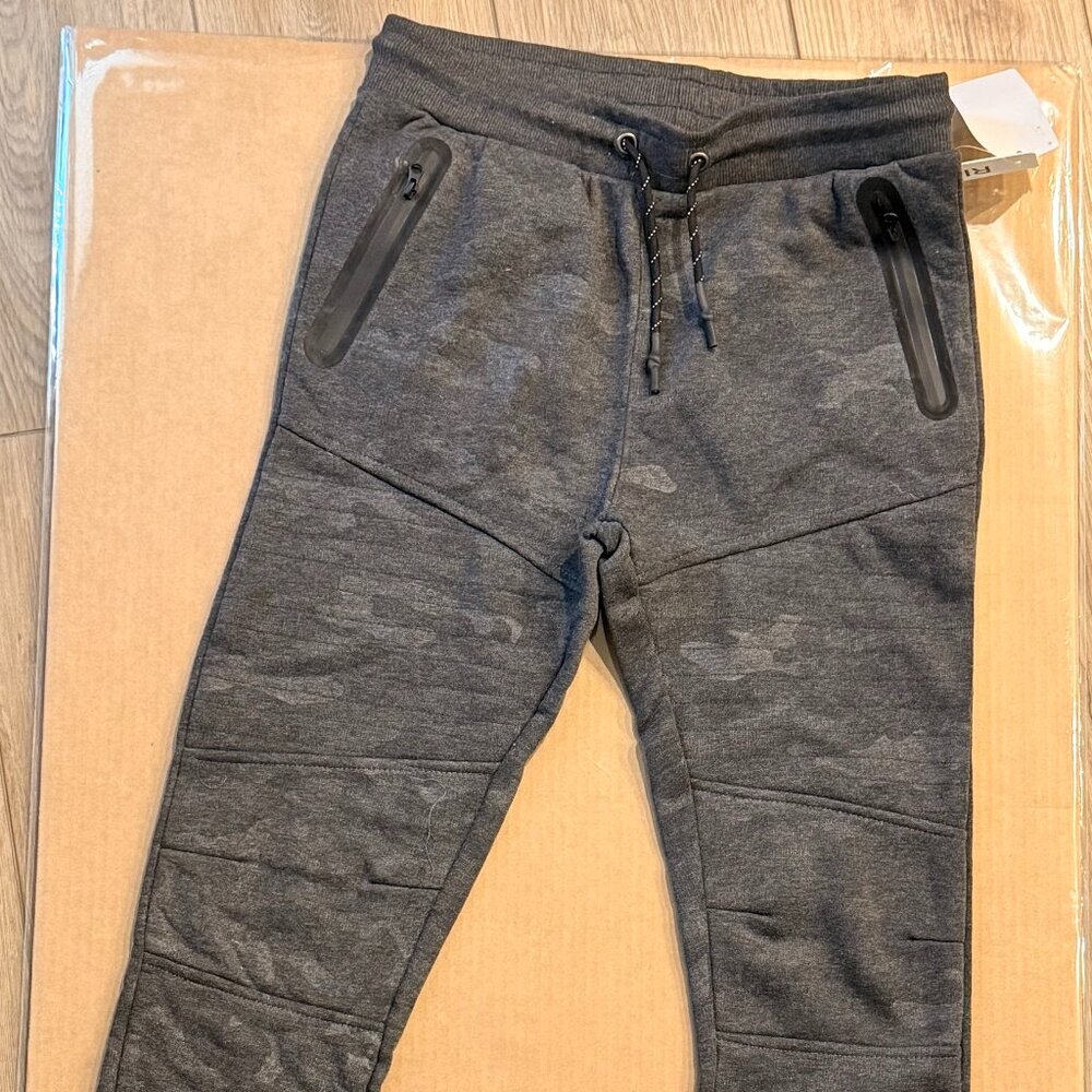 Ring Of Fire Joggers For Boys/Unisex SIZE Large